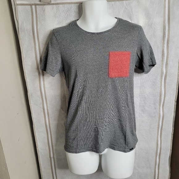 ON THE BYAS Short Sleeve Shirt With Pocket Men's Small Grey Red - Picture 1 of 9